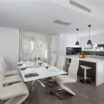 빌라 Red With Pool And Sea View 마카르스카